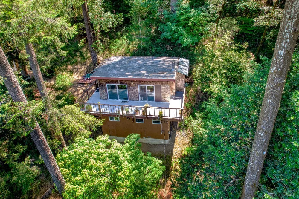 15 Mountain View Avenue Lagunitas, CA 94938