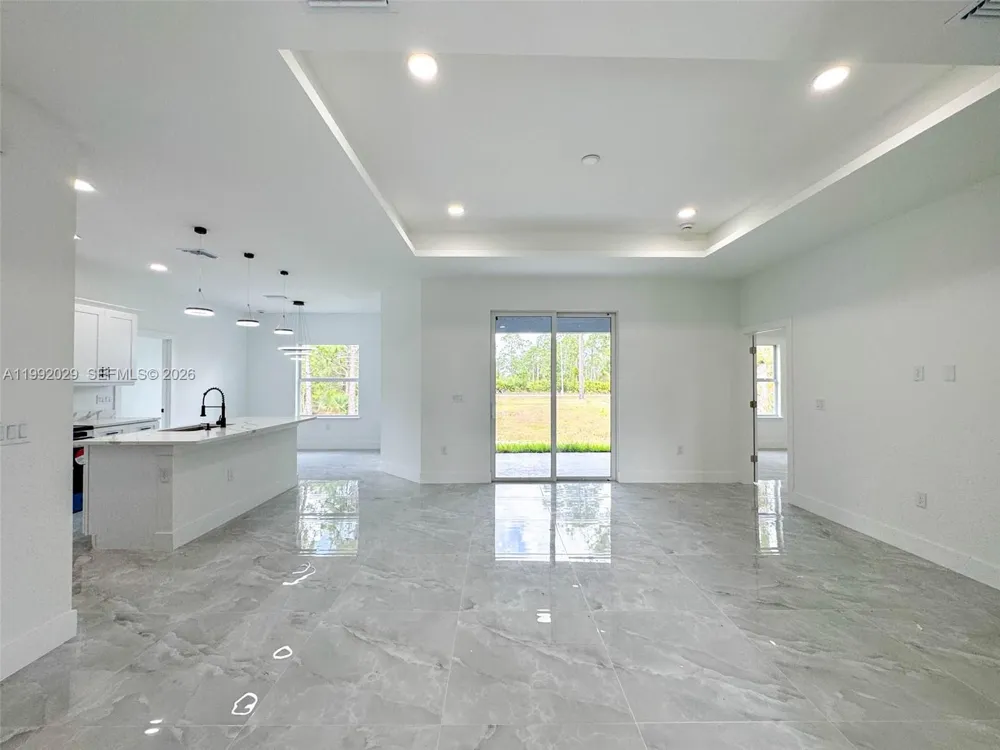 852 Belden Ave Lehigh Acres, FL 33974