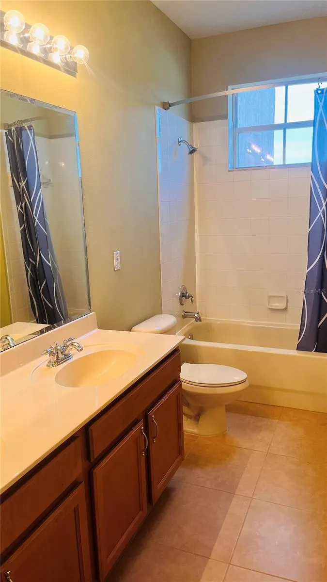 1221 DUMAINE AVENUE Port Orange, FL 32129