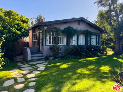 308 Windward Avenue