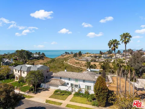 525 Alma Real Drive