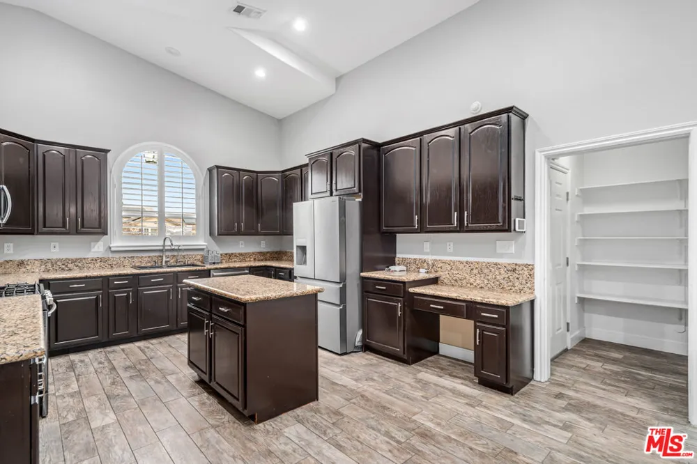 9628 Denhart Avenue California City, CA 93505