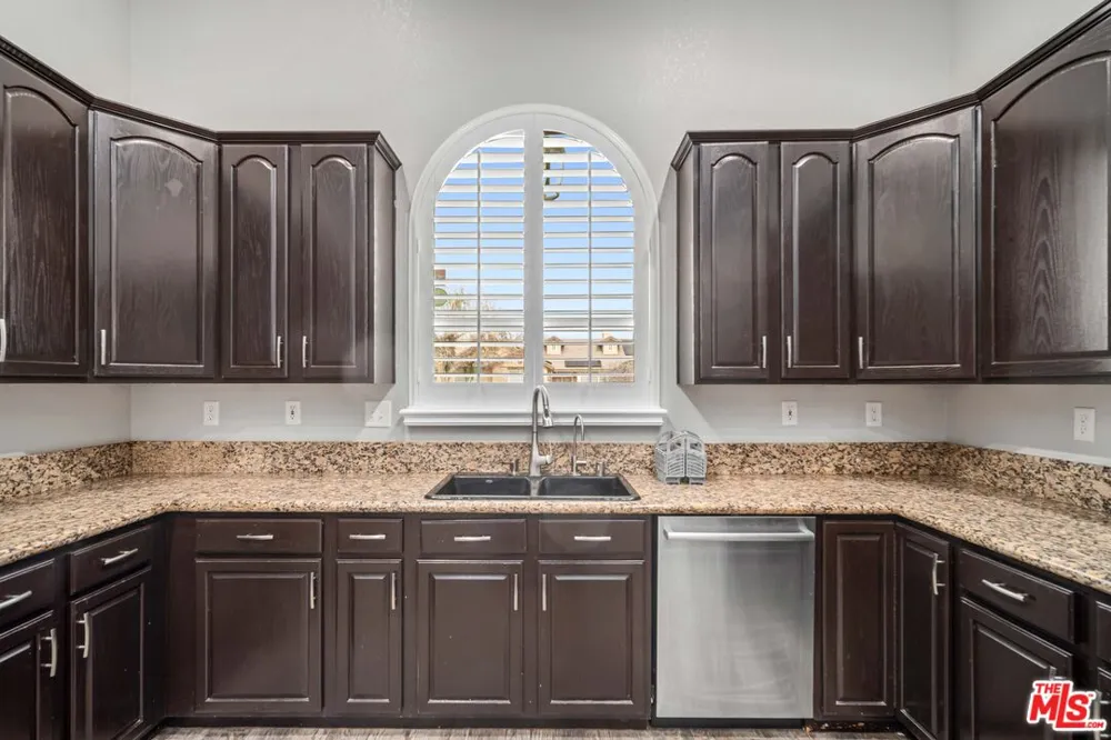9628 Denhart Avenue California City, CA 93505
