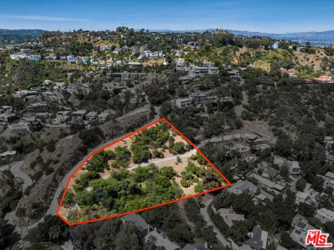 1858 Blue Heights Drive
