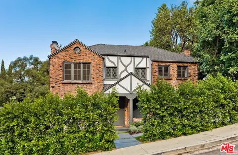 3486 Oak Glen Drive
