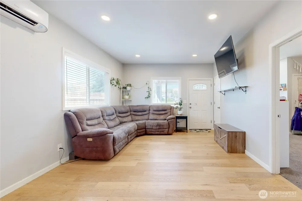 521 S Main Street Milton-Freewater, OR 97862