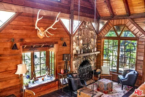 2521 Topanga Skyline Drive