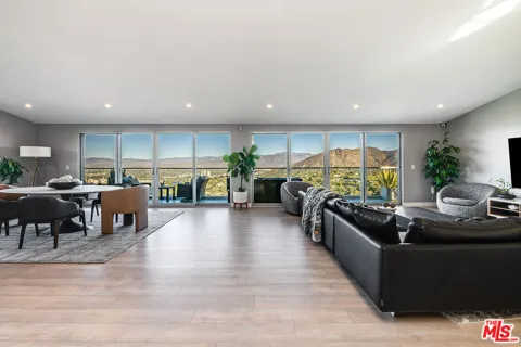 7191 Pacific View Drive