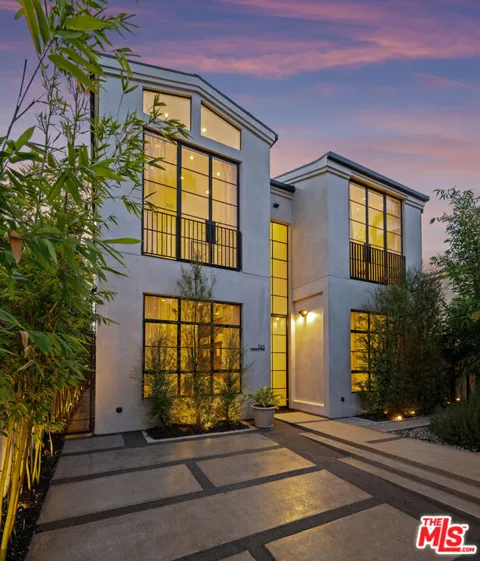 745 Sunset Avenue