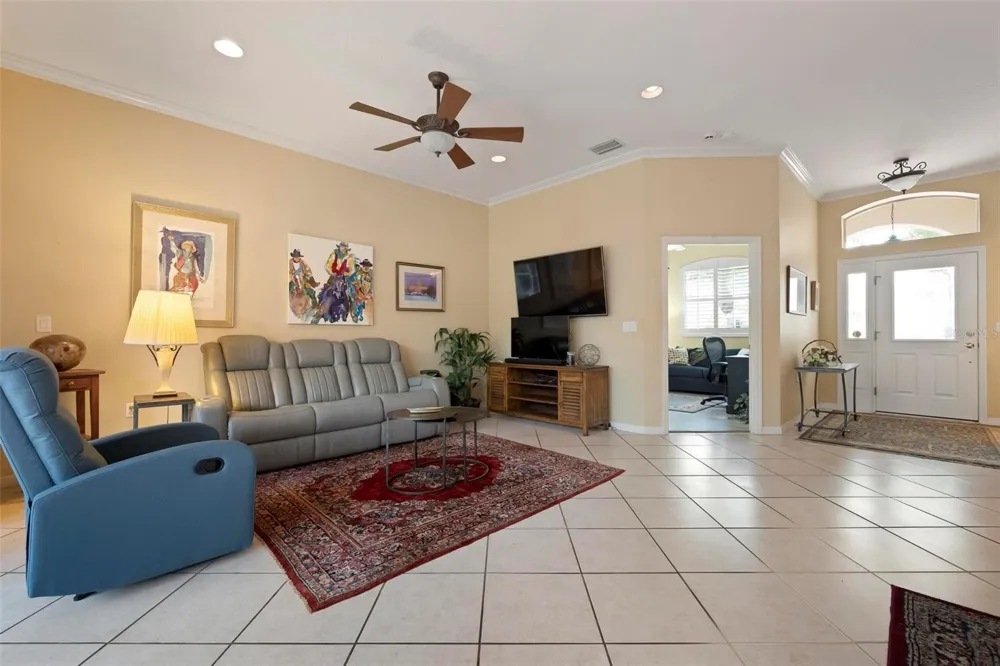 6852 SAGEBRUSH CIRCLE Sarasota, FL 34243
