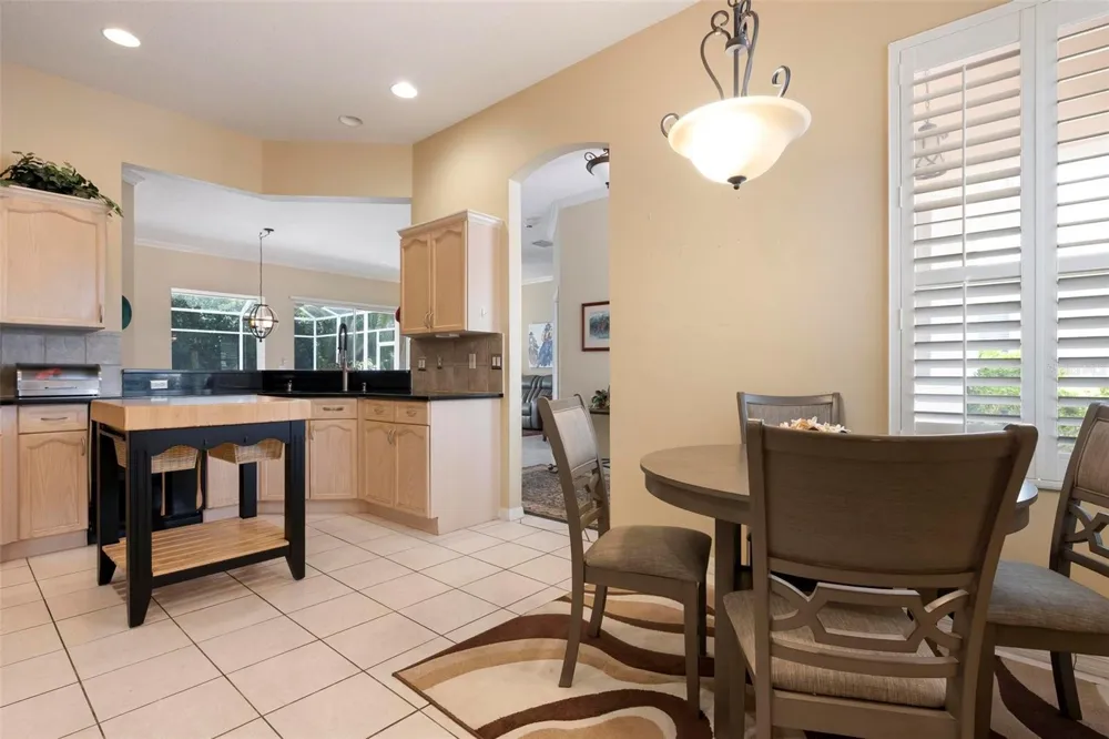 6852 SAGEBRUSH CIRCLE Sarasota, FL 34243