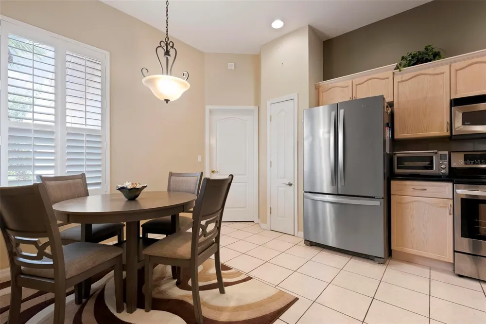 6852 SAGEBRUSH CIRCLE Sarasota, FL 34243