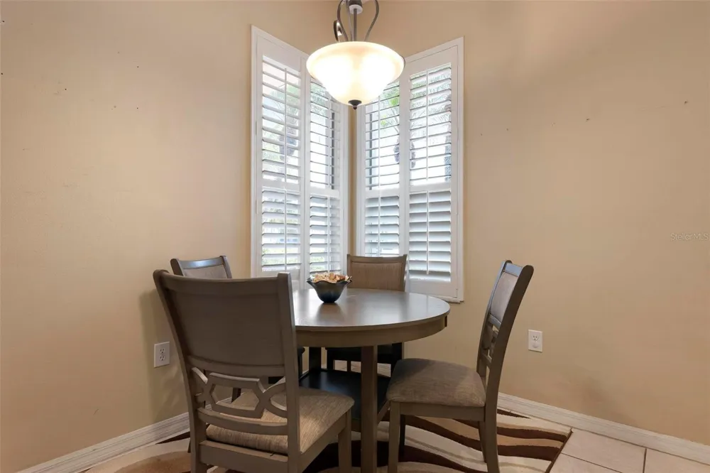 6852 SAGEBRUSH CIRCLE Sarasota, FL 34243