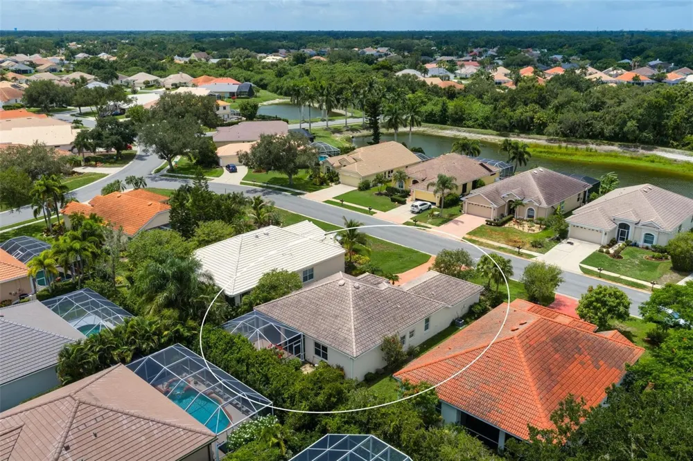 6852 SAGEBRUSH CIRCLE Sarasota, FL 34243