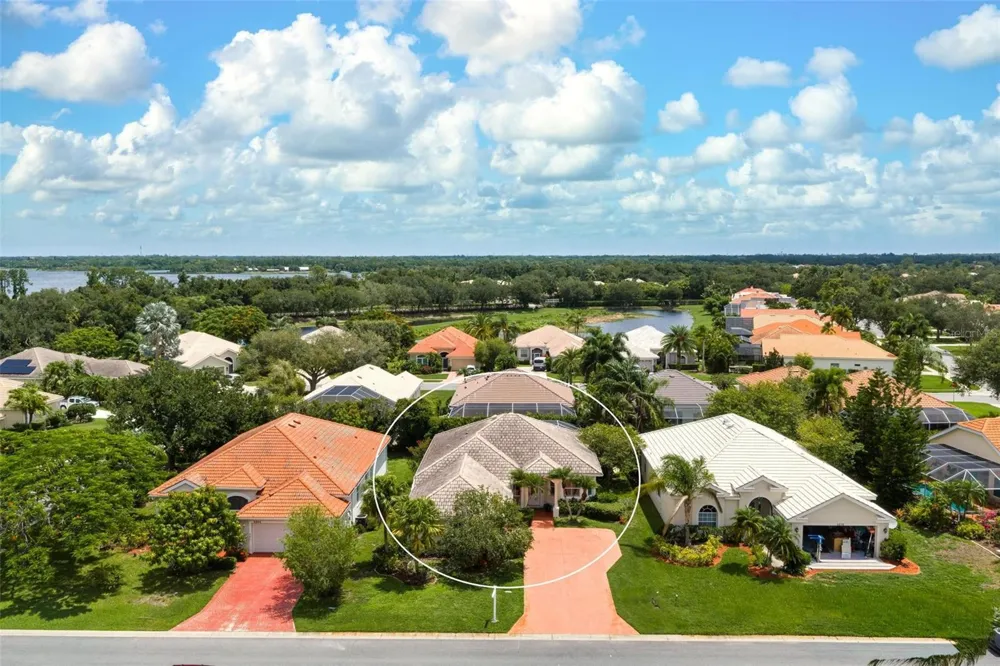 6852 SAGEBRUSH CIRCLE Sarasota, FL 34243