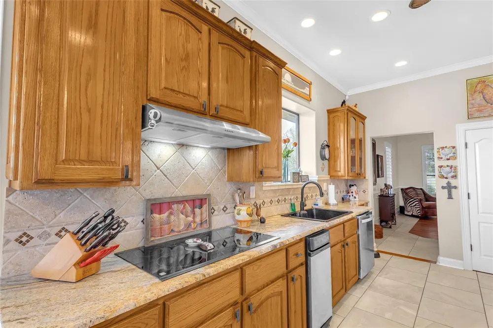 680 E Amity Road Salado, TX 76571