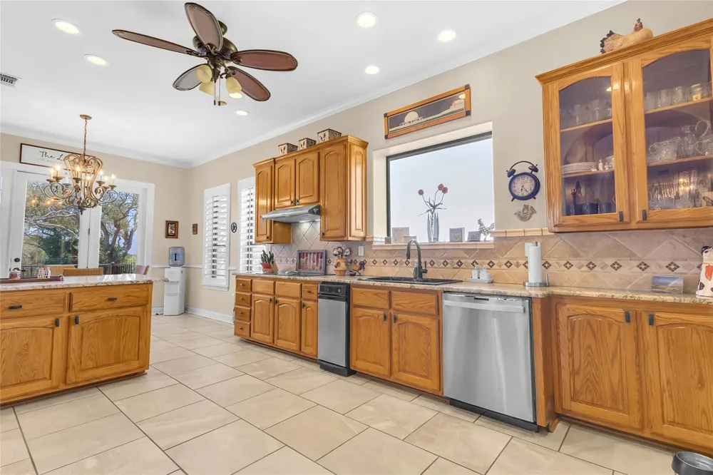 680 E Amity Road Salado, TX 76571