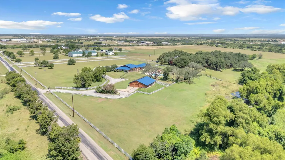 680 E Amity Road Salado, TX 76571