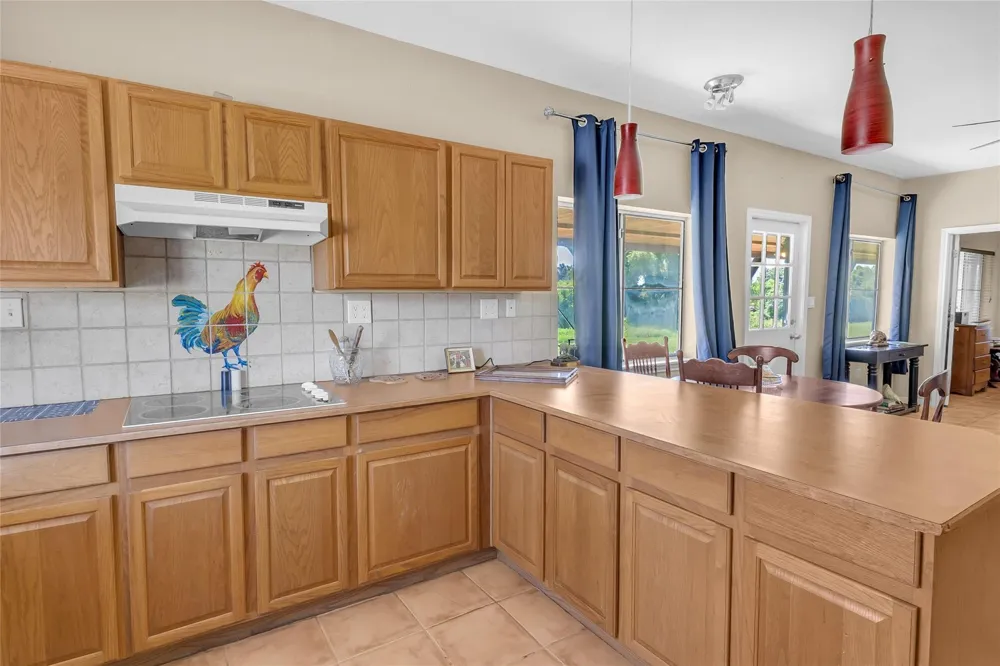 680 E Amity Road Salado, TX 76571