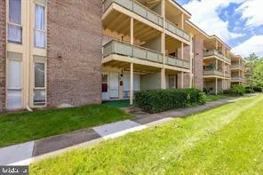 7237 DONNELL PLACE #A4