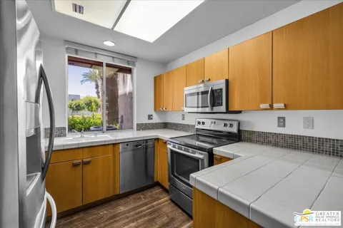 401 S El Cielo Road
