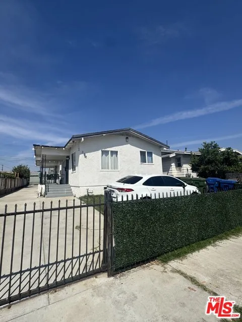 335 E 65th Street