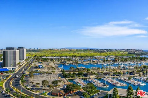 13600 Marina Pointe Drive