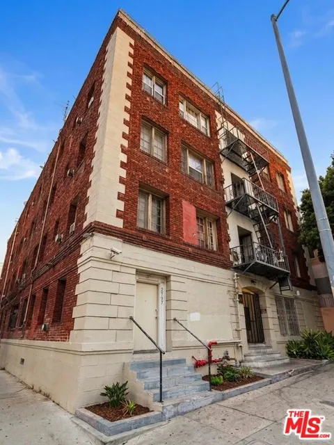 2795 W 8th Street