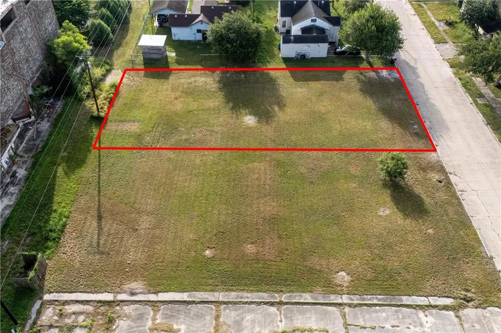 228 E Lott Avenue Kingsville, TX 78363
