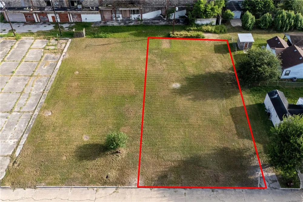 228 E Lott Avenue Kingsville, TX 78363