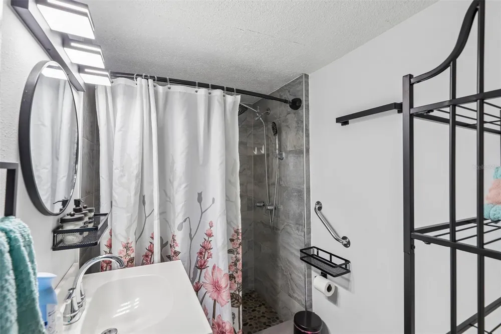 521 S 9TH STREET Crescent City, FL 32112