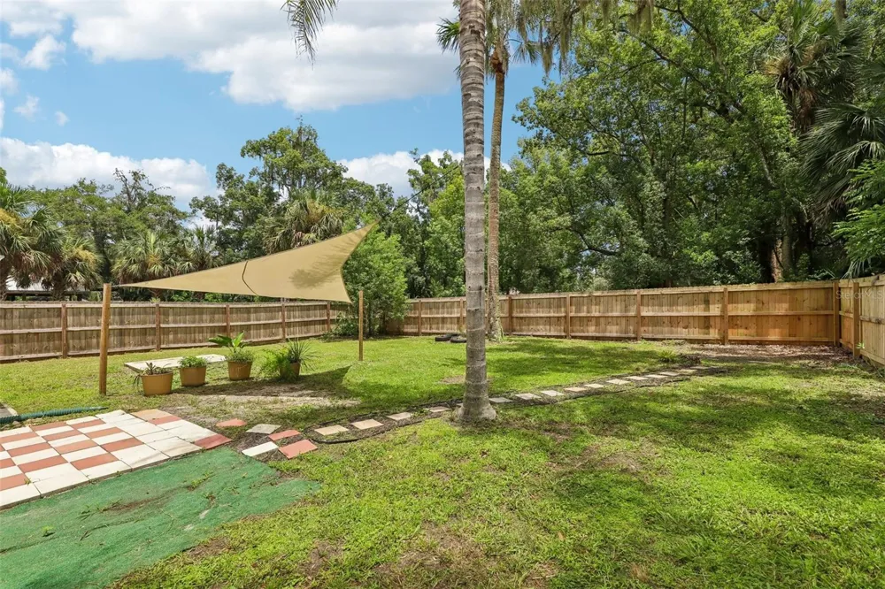 521 S 9TH STREET Crescent City, FL 32112