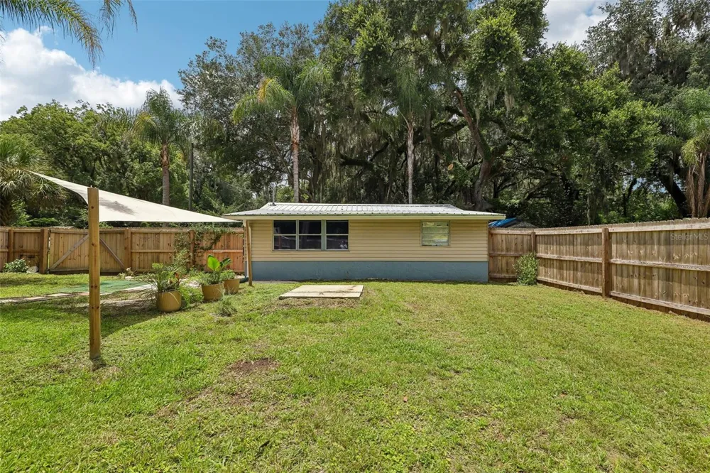 521 S 9TH STREET Crescent City, FL 32112