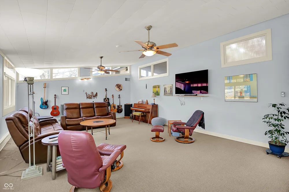 609 E Audubon Drive Bloomington, IN 47408