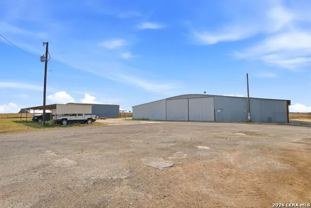 4456 Fm 536 Pleasanton, TX 78064