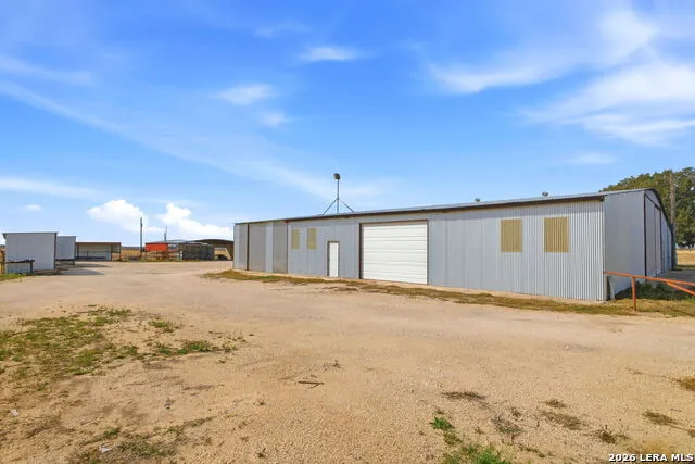4456 Fm 536 Pleasanton, TX 78064
