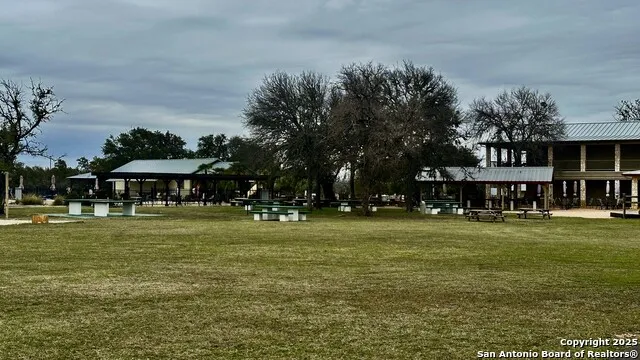 000 Tawny Oak Bandera, TX 78003