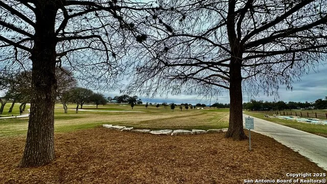000 Tawny Oak Bandera, TX 78003