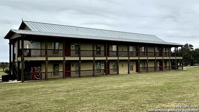 000 Tawny Oak Bandera, TX 78003