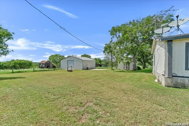 14858 Fm 1322 Luling, TX 78648
