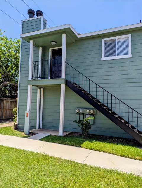 7661 Fallbrook Drive #7661