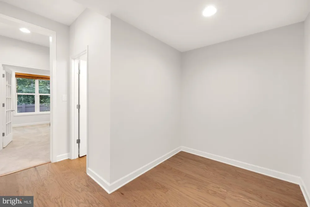 4505 PLATEAU DRIVE Fairfax, VA 22030