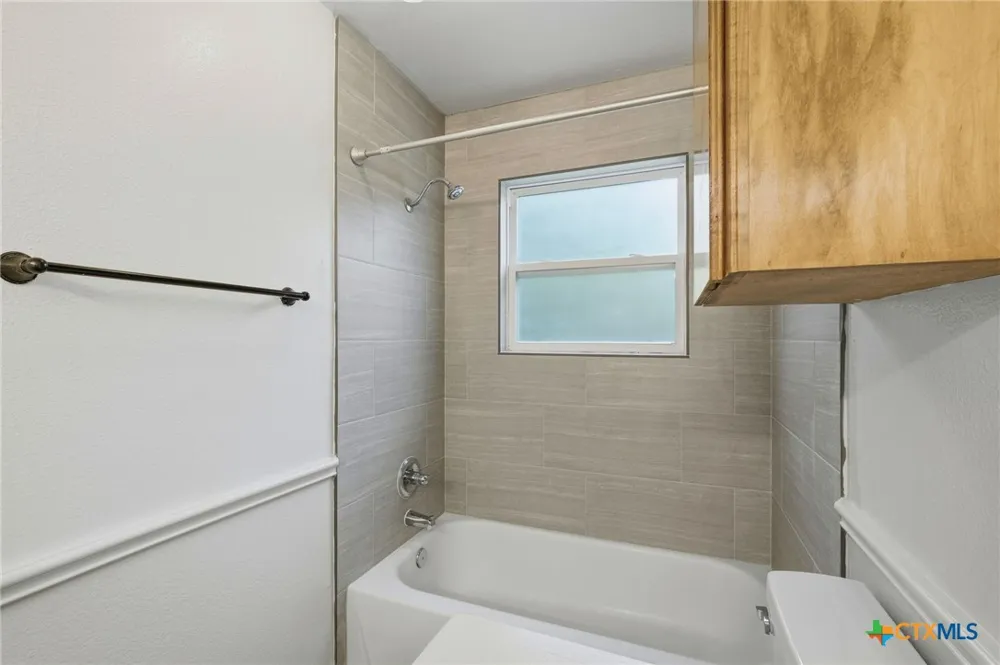 2215 Dry Creek Drive #816 Round Rock, TX 78681