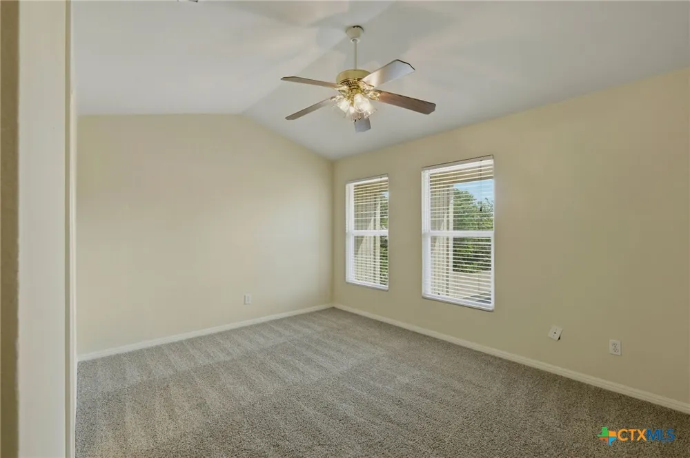 2215 Dry Creek Drive #816 Round Rock, TX 78681