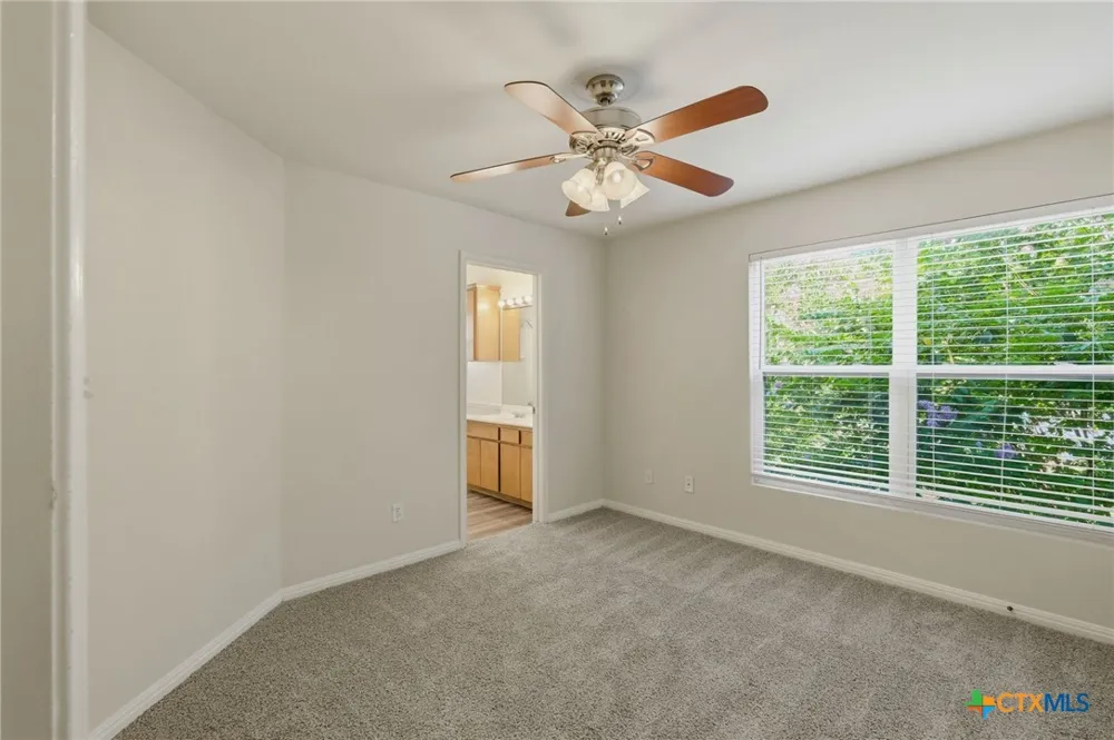 2215 Dry Creek Drive #816 Round Rock, TX 78681