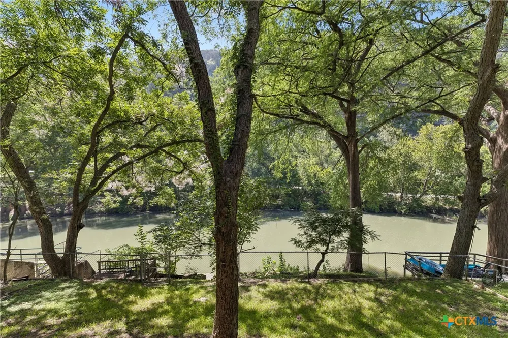 1648 Ponderosa Drive New Braunfels, TX 78132