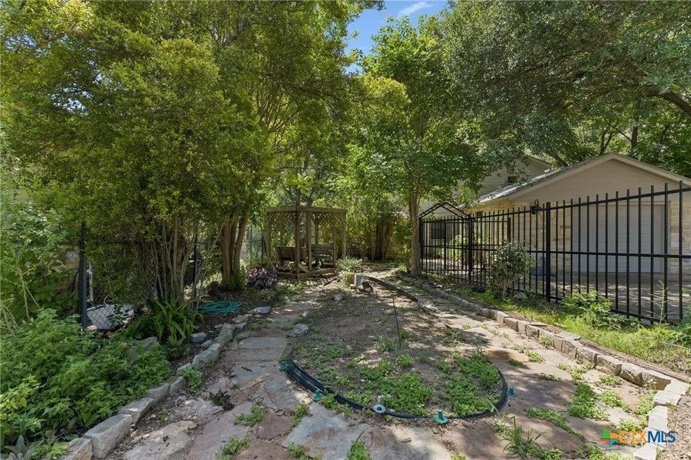 1648 Ponderosa Drive New Braunfels, TX 78132