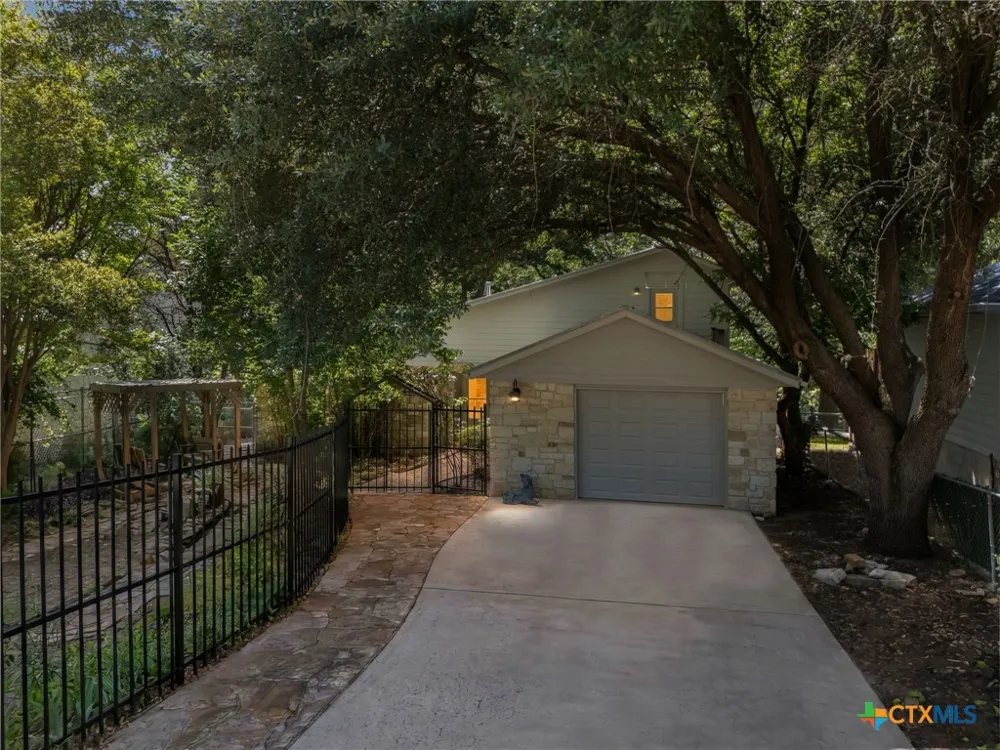 1648 Ponderosa Drive New Braunfels, TX 78132