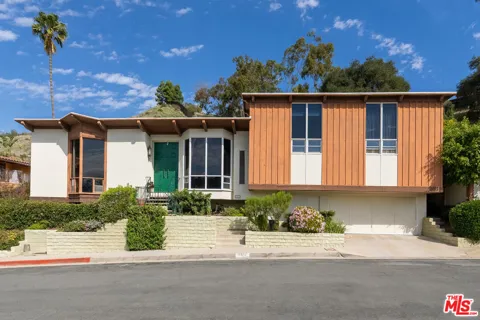 11807 Bel Terrace