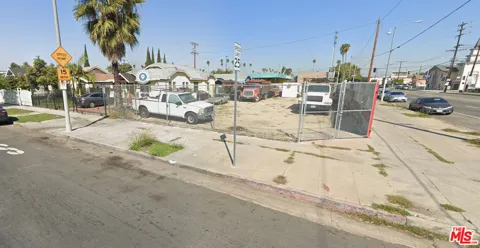 5965 S Figueroa Street